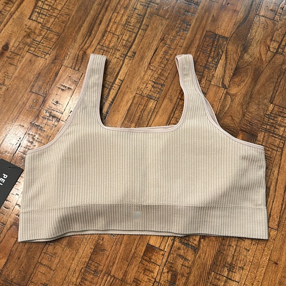 NWT Peloton Seamless Square Neck Bra - Picture 3 of 4